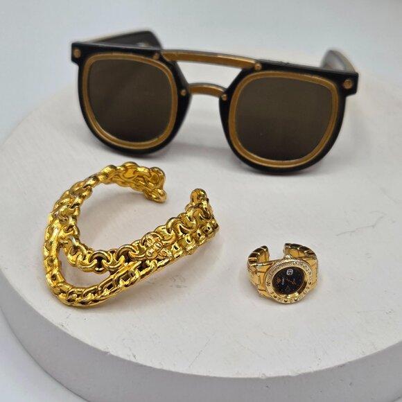 L.O.L. Surprise! O.M.G. Guys Prince Bee Fashion Doll With Accessories - Picture 7 of 8